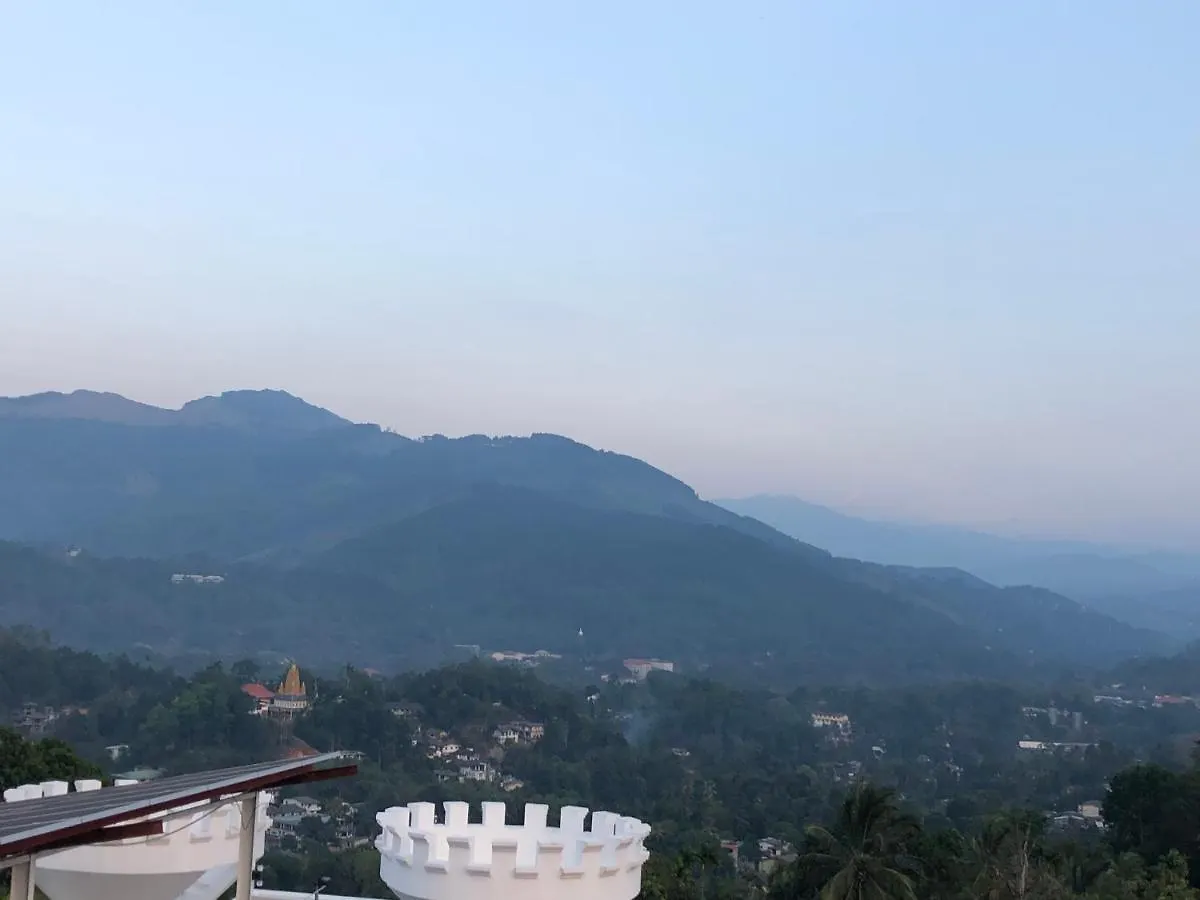 Tiverton Homestay Godagandeniya