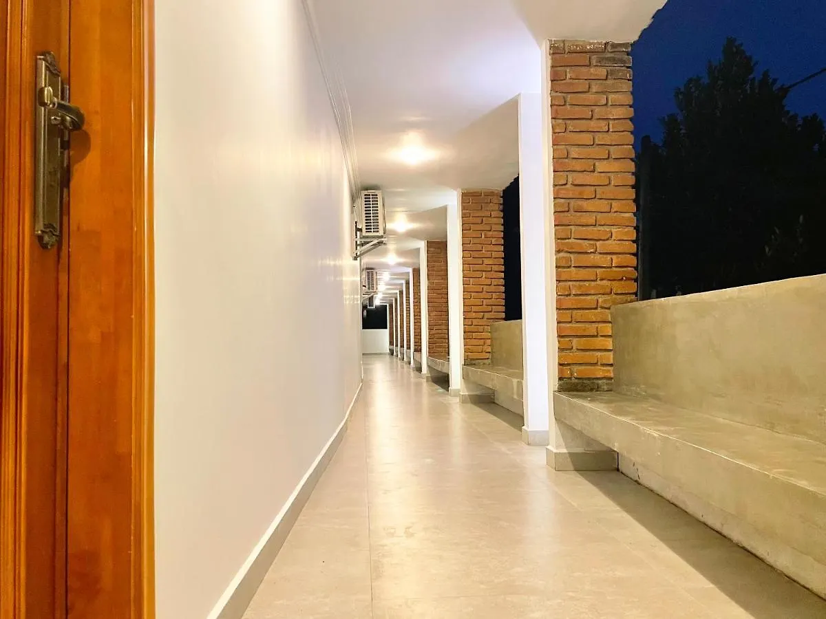 Tiverton Homestay Godagandeniya 0*,